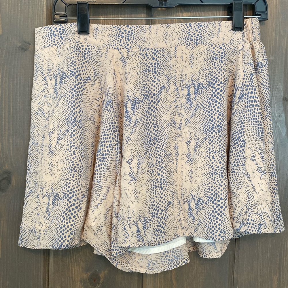 Adrienne skort NWOT